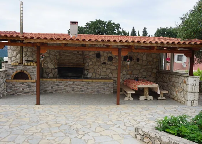 Dimitris Hidden Paradise - Three Bedroom * Agia Eirini