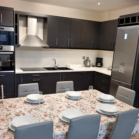 Dimitris Hidden Paradise - Three Bedroom * Agia Eirini