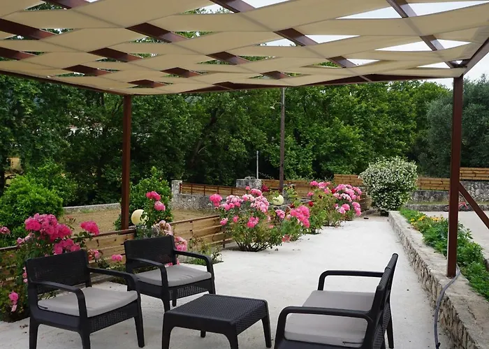 Dimitris Hidden Paradise - Three Bedroom