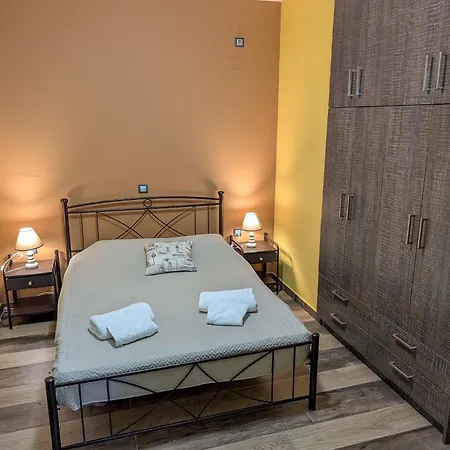 Dimitris Hidden Paradise - Three Bedroom