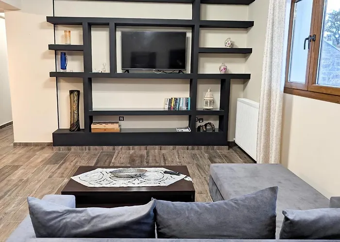 Dimitris Hidden Paradise - Three Bedroom Appartement *