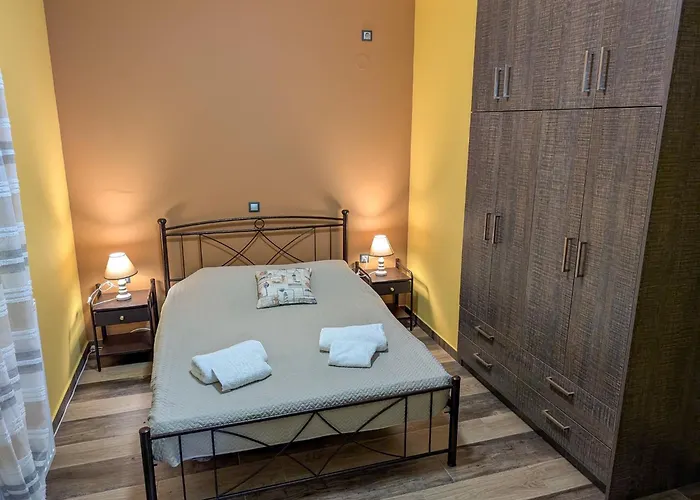Dimitris Hidden Paradise - Three Bedroom